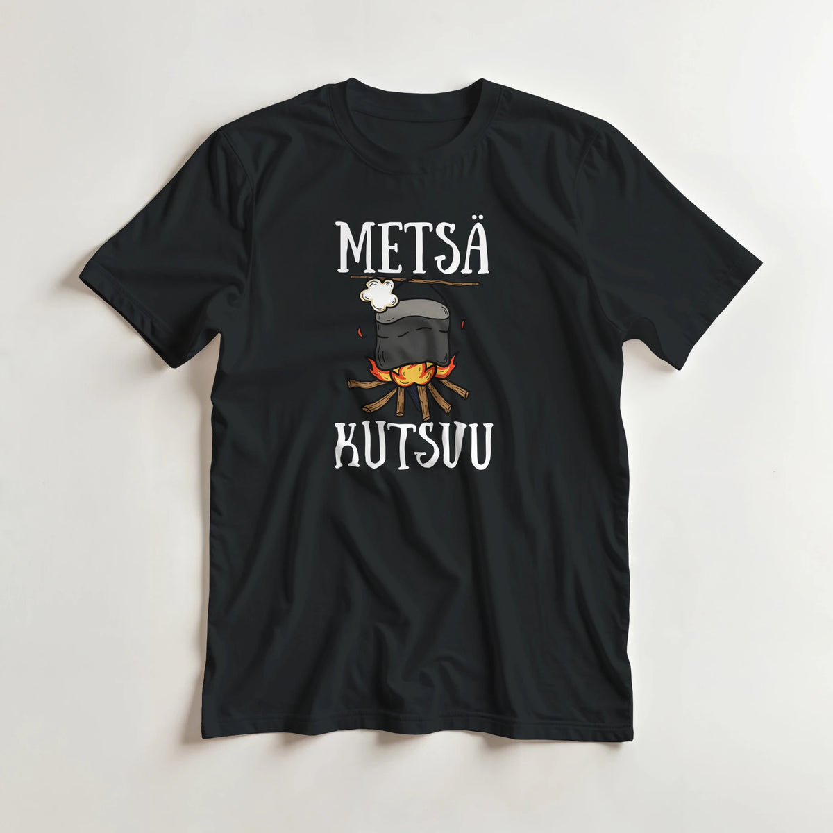 Metsä kutsuu (pakki edition) - 3XL - 5XL T-paita – tuotekuva
