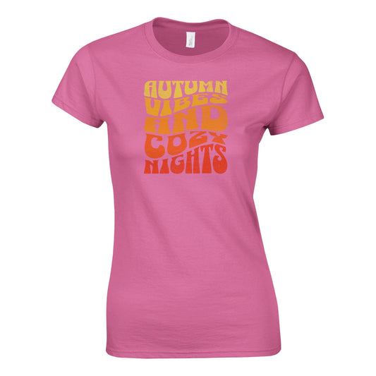 Autumn Vibes And Cozy Nights - Naisten T - paita - Mun Paita