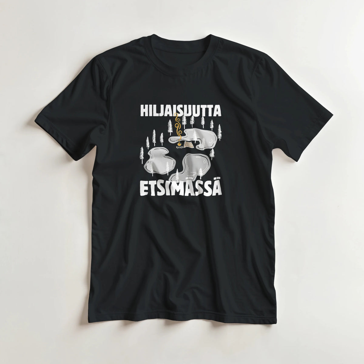 Hiljaisuutta etsimässä - 3XL - 5XL T-paita – tuotekuva