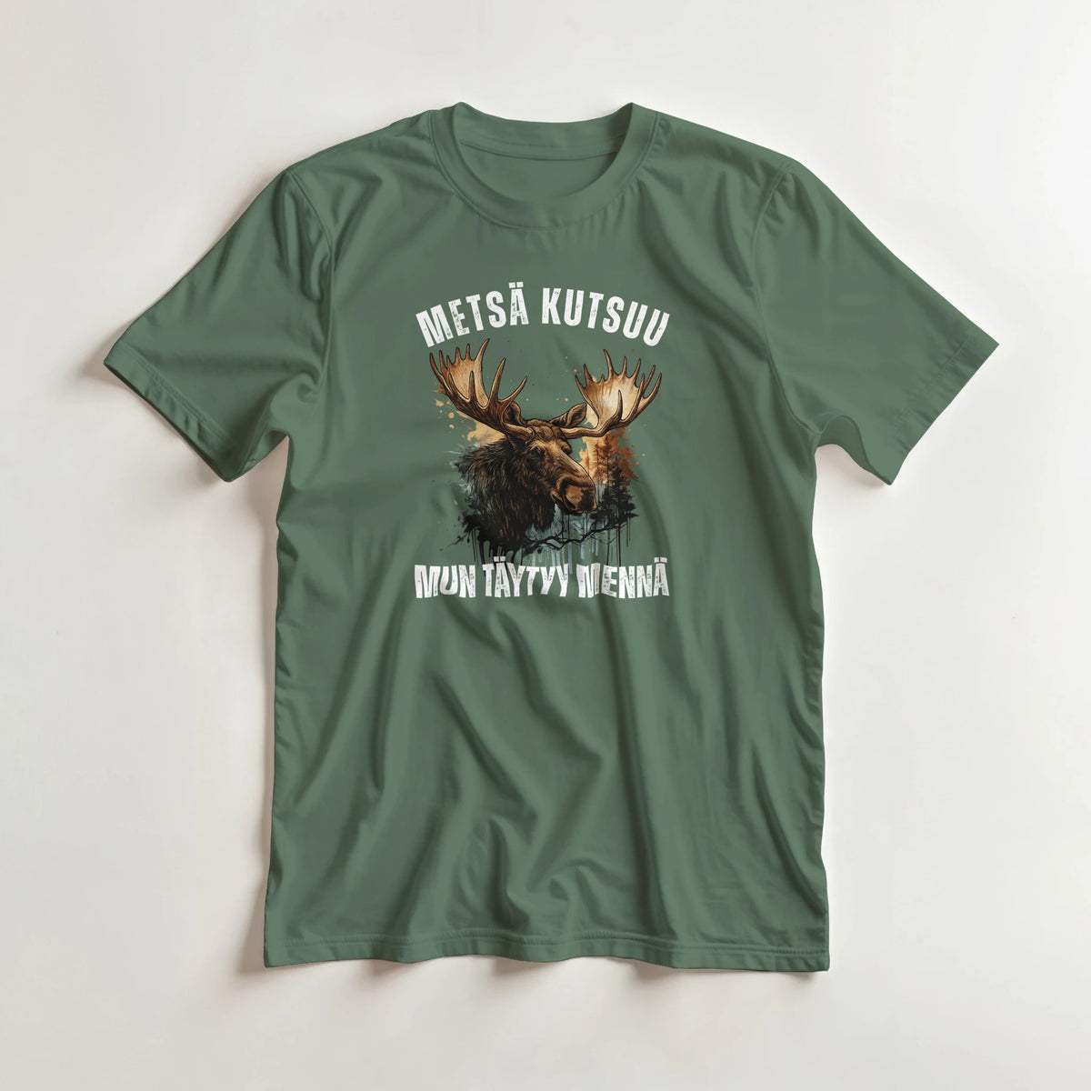 Metsä Kutsuu, Mun Täytyy Mennä - Hirvi - 3XL - 5XL T - paita - Mun Paita
